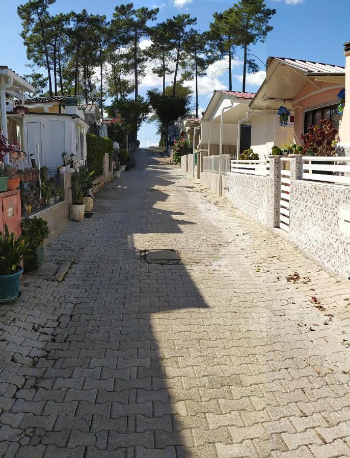Residencial T2 No Parque Verde Quinta do Conde Esterno foto